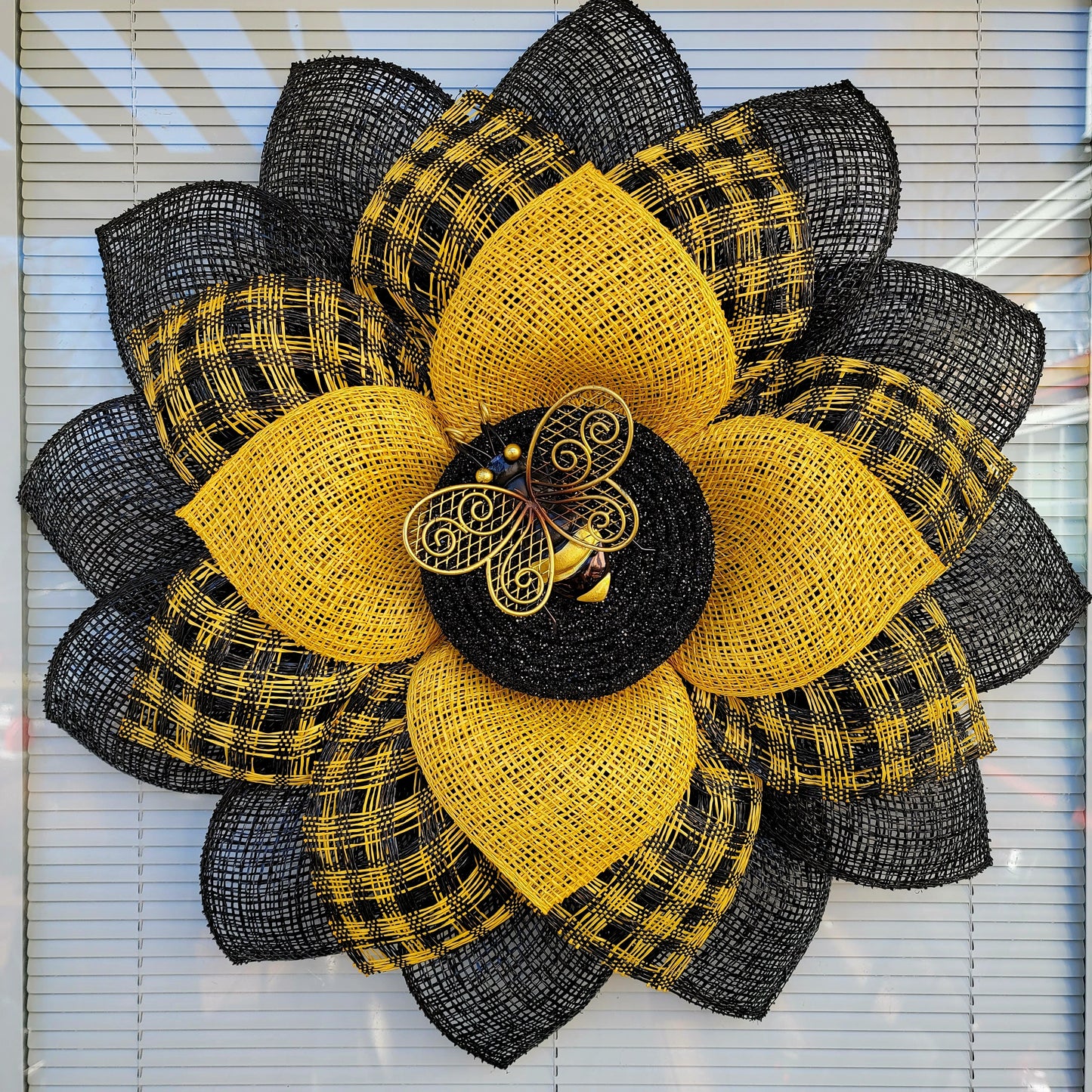 Outdoor Sunflower Bumble Bee Front Door Porch Flower Wreath For Spring Summer Fall Seasonal Wall Decorations Home Decor Bumblebee Gift Ideas