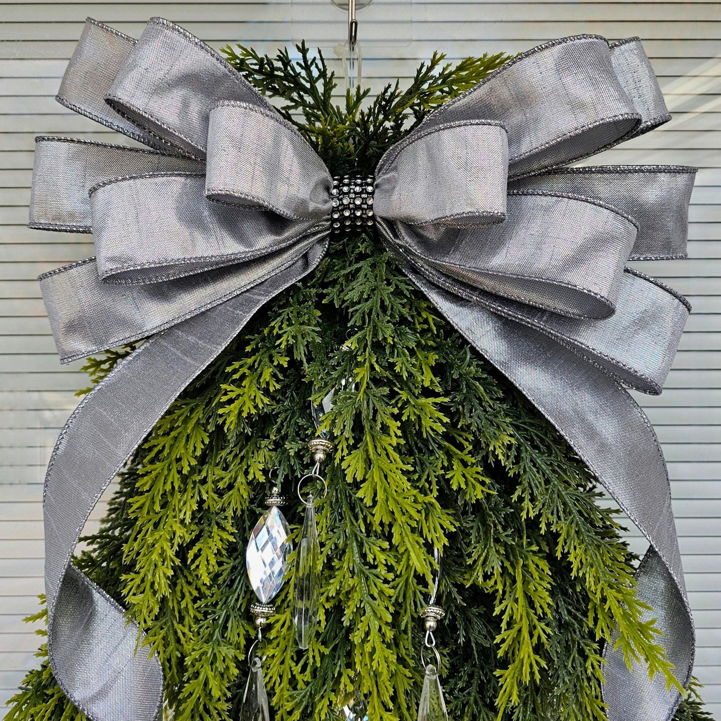 Christmas Wreath For Front Door Double Door Outdoor Winter Holiday Decor Large Artificial Cedar Teardrop Glam Xmas Tree Swag Home Gift