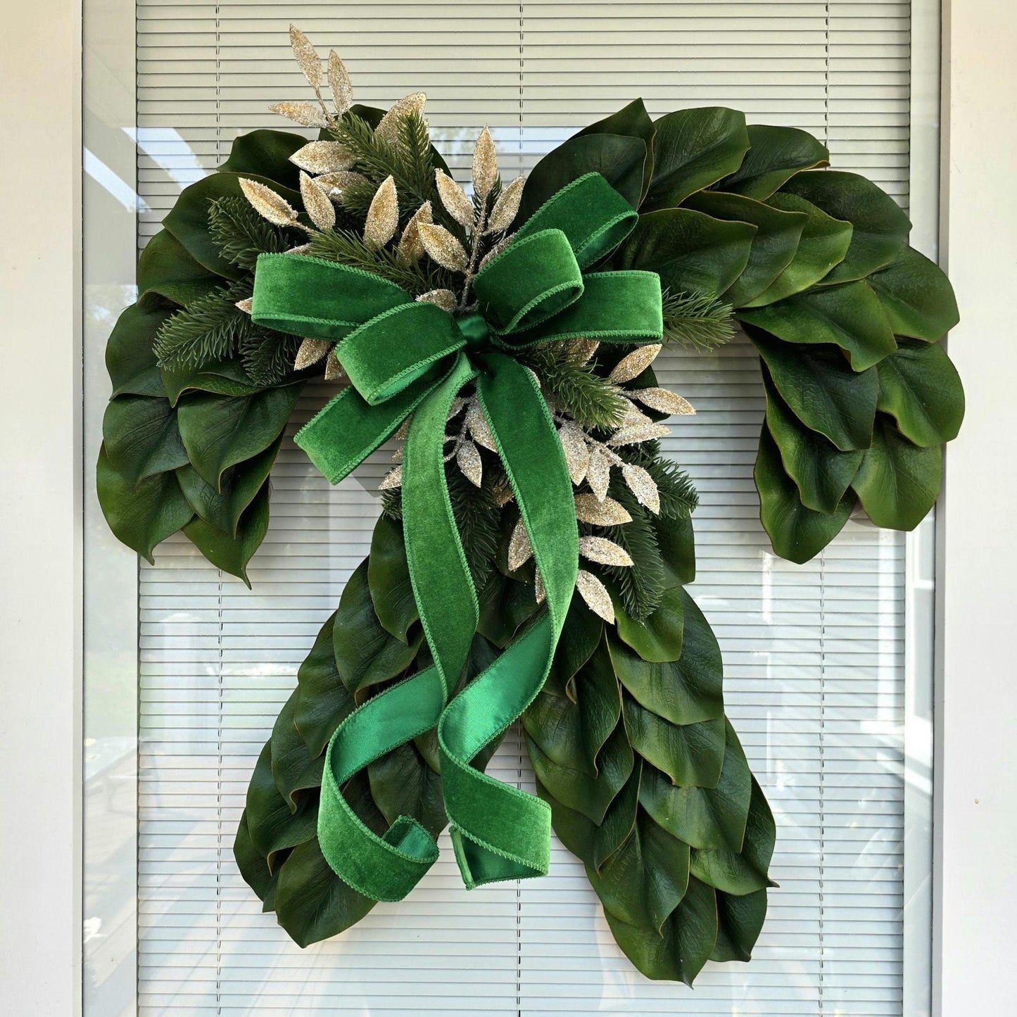 Candy Cane Wreath, Christmas Wreaths For Front Door, Candycane With Magnolia Leaves Holiday Decoration, Outdoor Xmas Porch Decor, Home Gifts