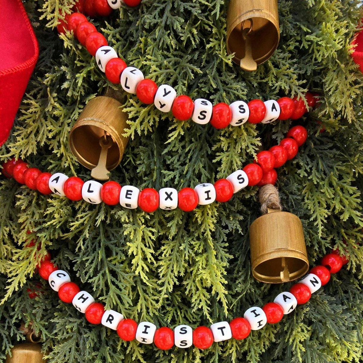 Personalized Wreath, Custom Family Name Christmas Wreath, Unique Personalized Gift Ideas, Teardrop Swag, Holiday Decor, Housewarming Gifts