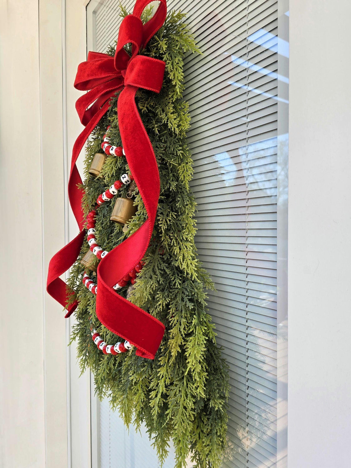 Personalized Wreath, Custom Family Name Christmas Wreath, Unique Personalized Gift Ideas, Teardrop Swag, Holiday Decor, Housewarming Gifts