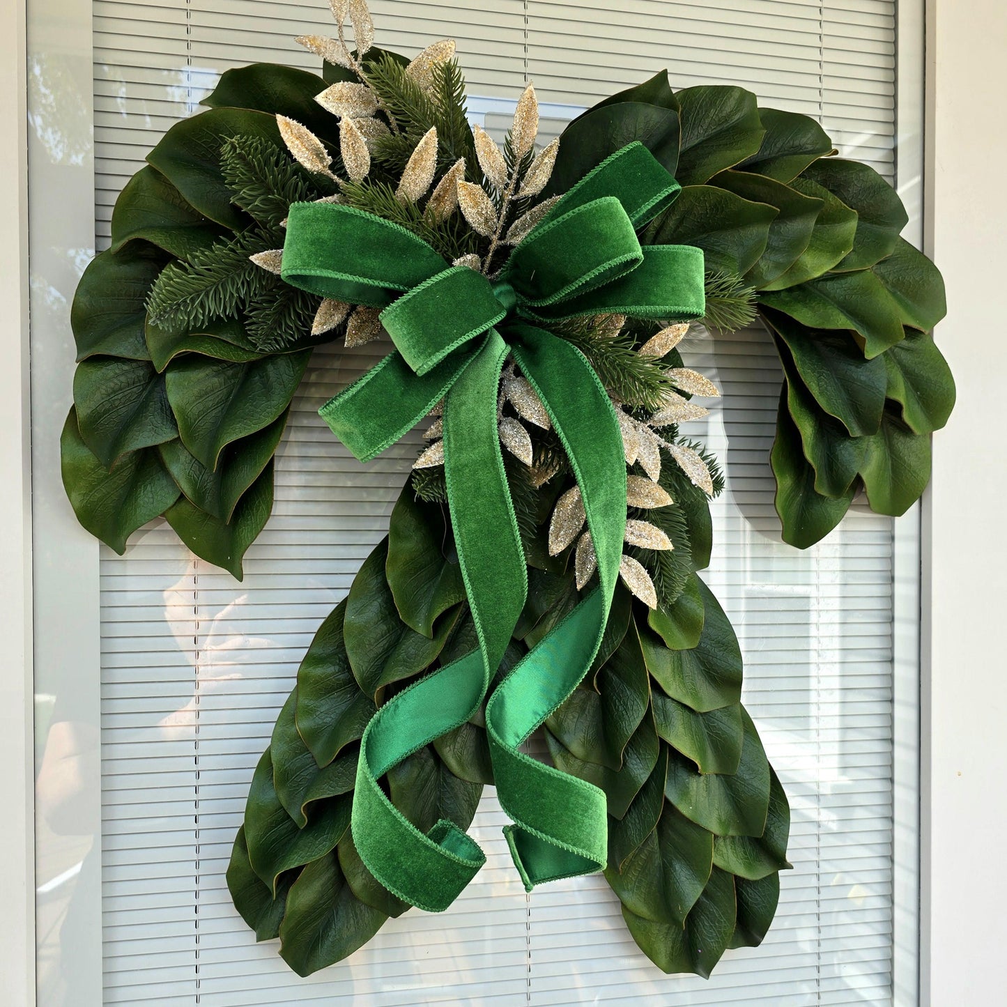 Candy Cane Wreath, Christmas Wreaths For Front Door, Candycane With Magnolia Leaves Holiday Decoration, Outdoor Xmas Porch Decor, Home Gifts