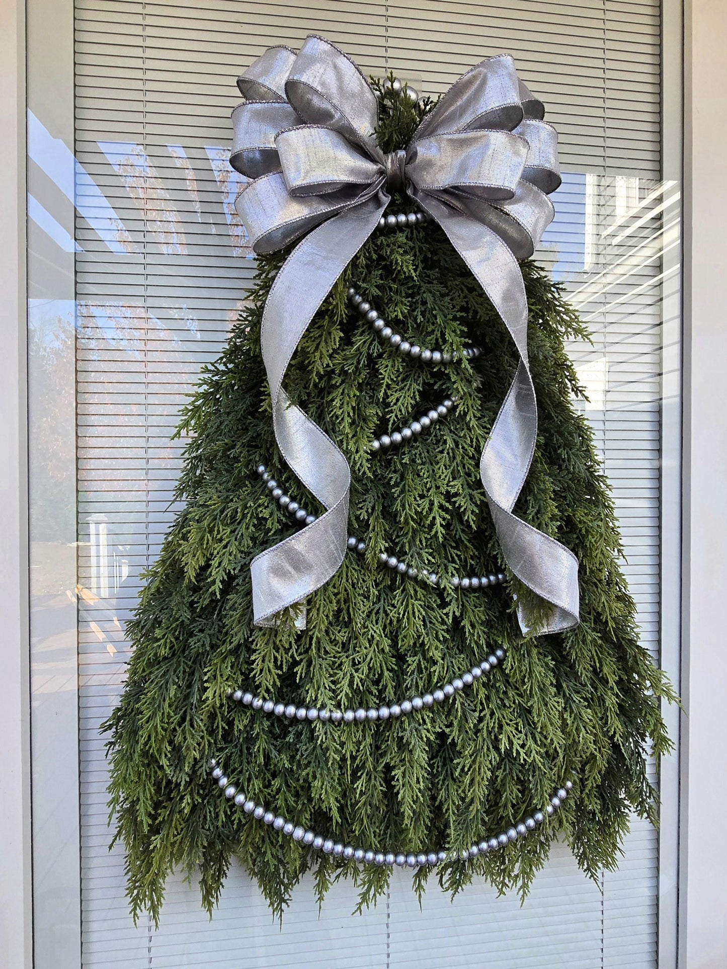 Artificial Christmas Wreath For Front Door Outdoor Winter Decor Holiday Hanger Silver Green Cedar Xmas Tree Swag Home Gift For Her