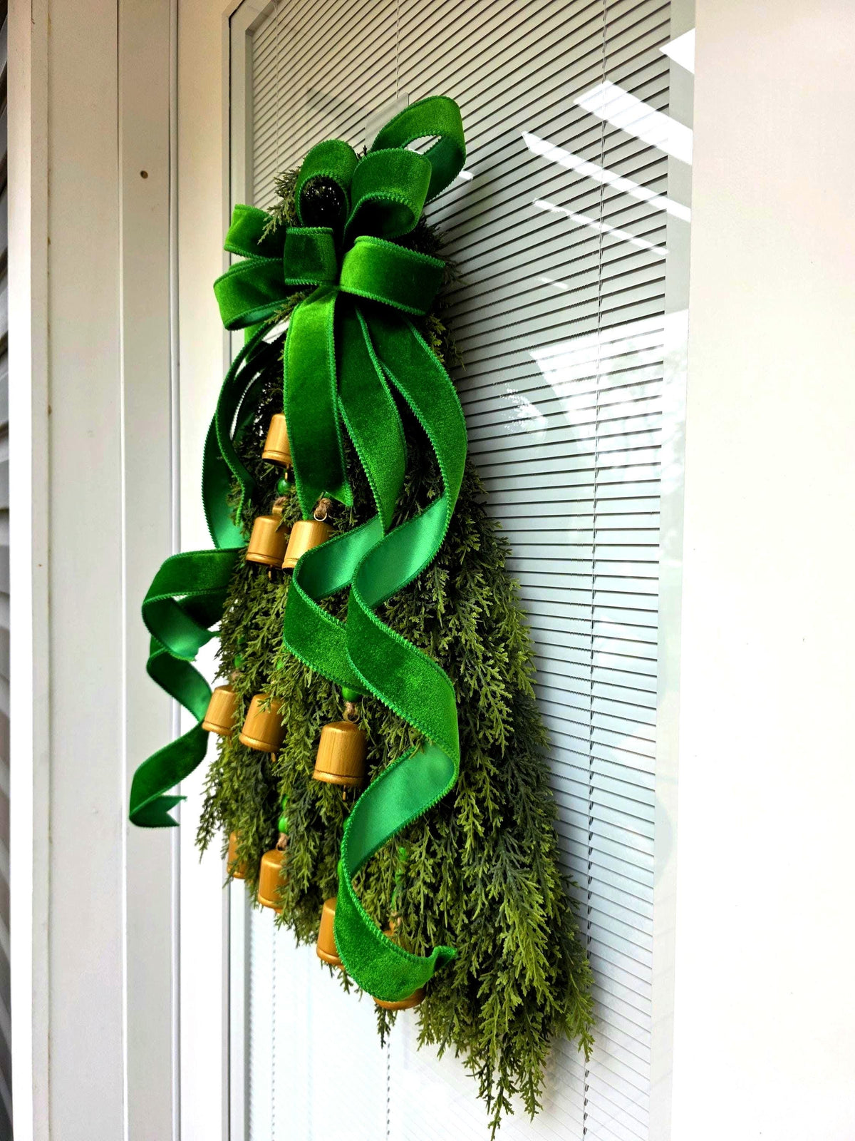 Christmas Wreath For Front Door, Holiday Double Door Wreaths, Indoor Outdoor Xmas Teardrop Swag