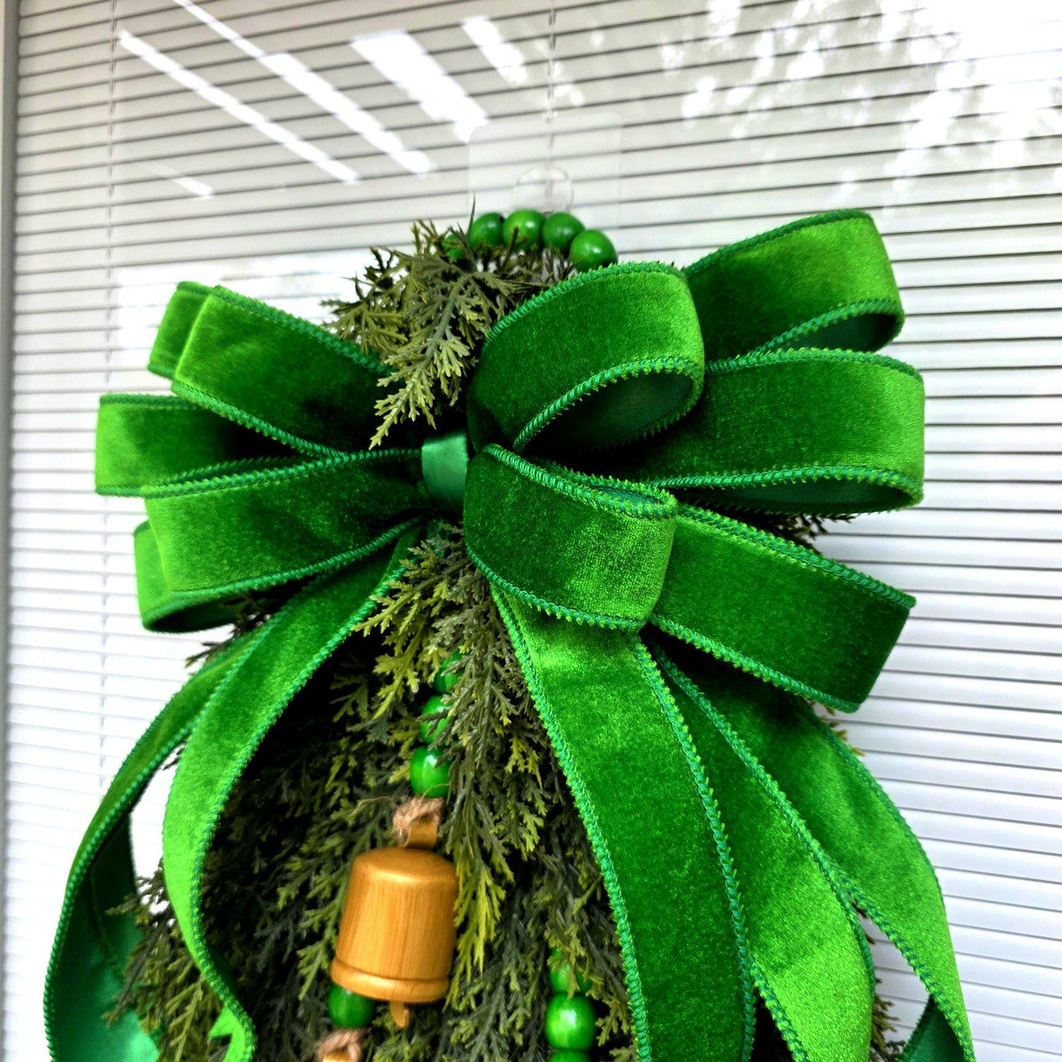 Christmas Wreath For Front Door, Holiday Double Door Wreaths, Indoor Outdoor Xmas Teardrop Swag