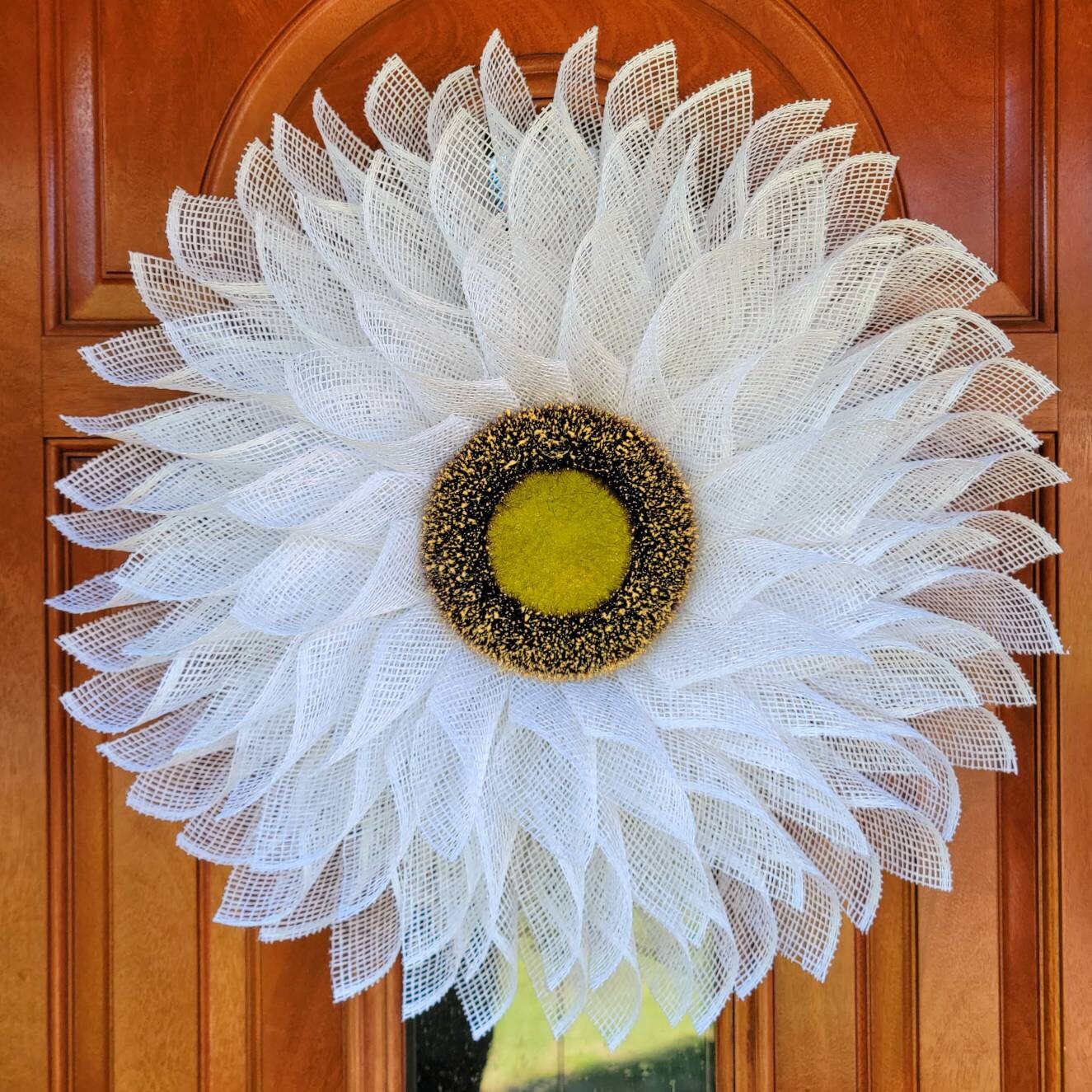 White Daisy Sunflower Wreath